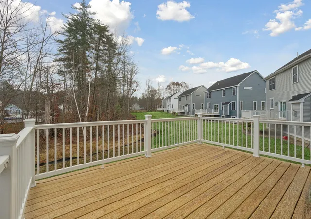 29th image of 16 Landing Wy, Rochester, NH 03868 | MLS# 5095975