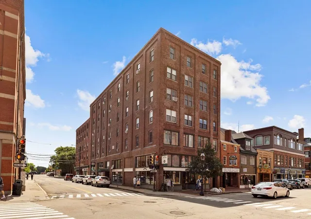Homes for sale in Portsmouth, NH | 90 Fleet St #5-2, Portsmouth, NH 03801 | MLS# 5095985