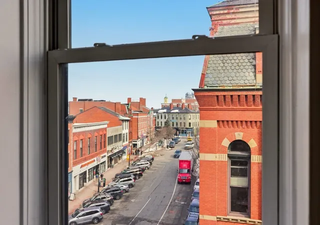 Homes for sale in Portsmouth, NH | 90 Fleet St #5-2, Portsmouth, NH 03801 | MLS# 5095985