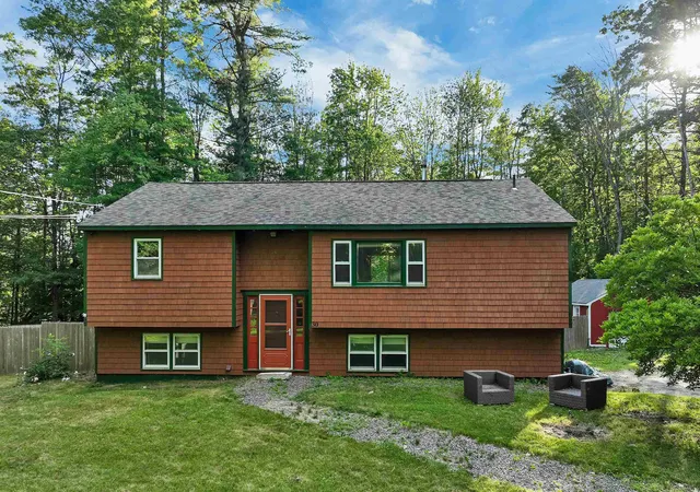 Homes for sale in Gilford, NH | 30 Elderberry Dr, Gilford, NH 03249 | MLS# 5096010