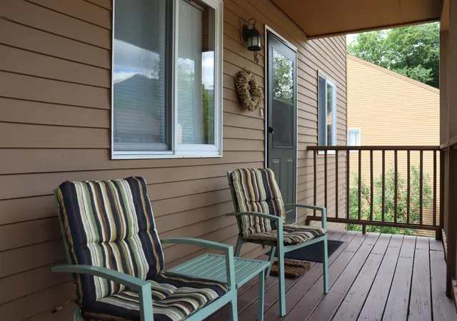 Photo 3 of Condo for sale at 9 Notchview Ln #16, Lincoln, NH 03251 | MLS# 5096014 | Listing updated on 2026-06-28