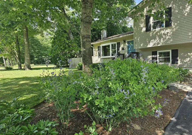 2nd image of 32 Logwood Cir, Essex, VT 05452 | MLS# 5096016