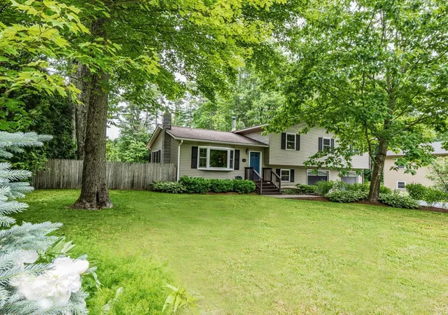 51st image of 32 Logwood Cir, Essex, VT 05452 | MLS# 5096016