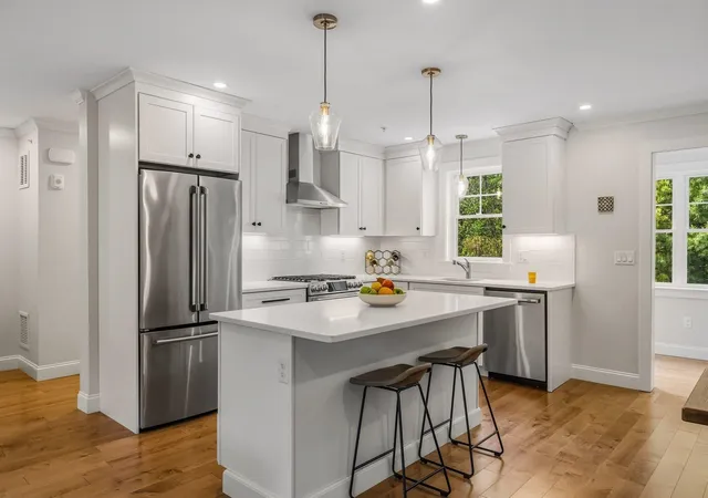 Photo 2 of Townhouse for sale at 293 Peverly Hill Rd #2, Portsmouth, NH 03801 | MLS# 5096037 | Listing updated on 2026-09-12