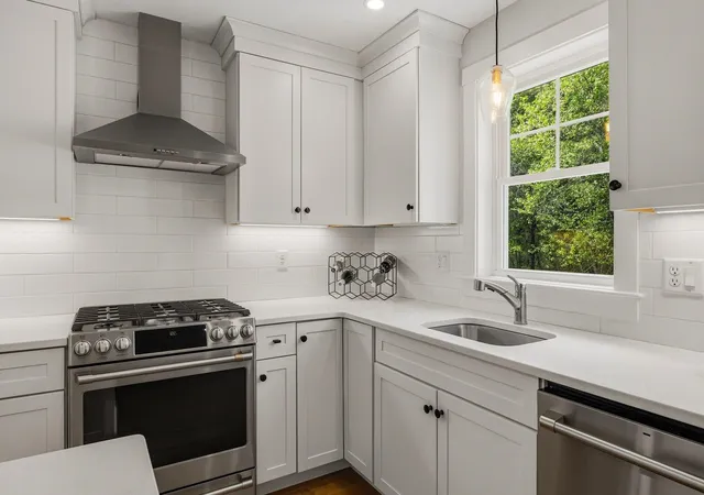 Photo 3 of Townhouse for sale at 293 Peverly Hill Rd #2, Portsmouth, NH 03801 | MLS# 5096037 | Listing updated on 2026-09-12