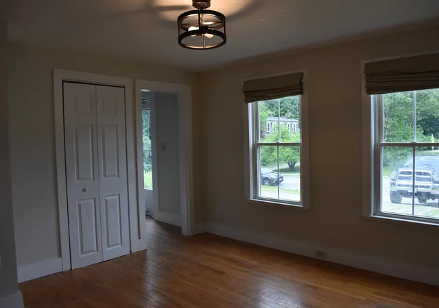5th image of 30-32 Main St, Bennington, NH 03442 | MLS# 5096068