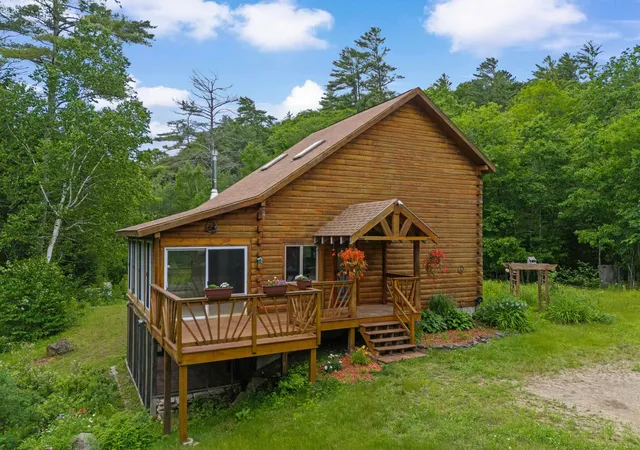 Homes for sale in Holderness, NH | 388 Perch Pond Rd, Holderness, NH 03245 | MLS# 5096081