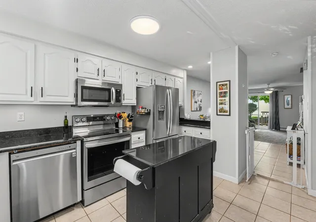 Photo 1 of Townhouse for sale at 4 Granite Cir, Merrimack, NH 03054 | MLS# 5096090 | Listing updated on 2026-06-30