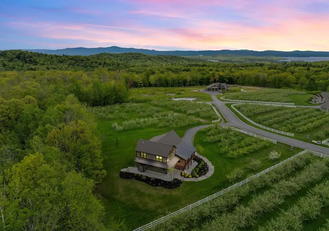 2nd image of 22 Ginger Gold Wy, Gilford, NH 03249 | MLS# 5096093