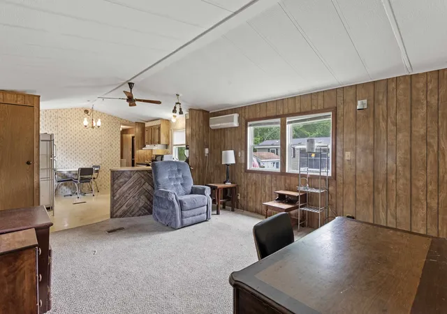2nd image of 290 Calef Hwy #C12, Epping, NH 03042 | MLS# 5096096