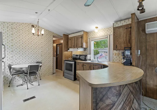 4th image of 290 Calef Hwy #C12, Epping, NH 03042 | MLS# 5096096