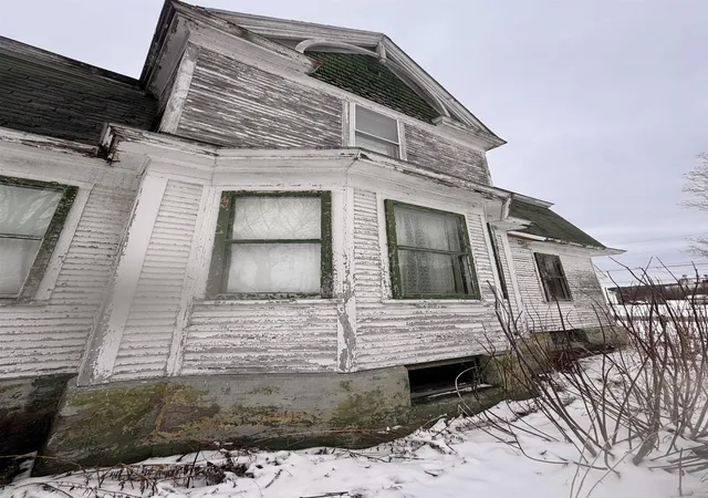 4th image of 29 Dewey St, Richford, VT 05476 | MLS# 5096100