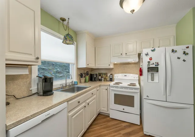 Photo 4 of Condo for sale at 50 Blueberry Ln #5, Laconia, NH 03246 | MLS# 5096116 | Listing updated on 2026-07-02