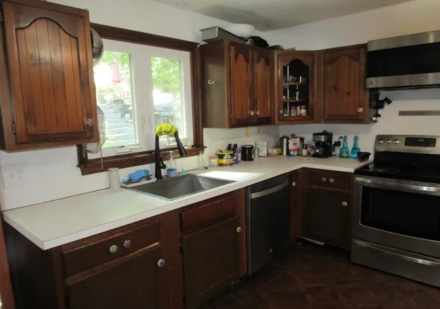 Photo 2 of Single family home for sale at 86 Wire Rd, Merrimack, NH 03054 | MLS# 5096142 | Listing updated on 2026-07-15