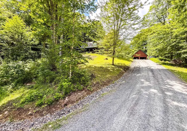 Single family home for sale at 163 Reb Mountain Dr, Thetford Center, VT 05075 | MLS# 5096149