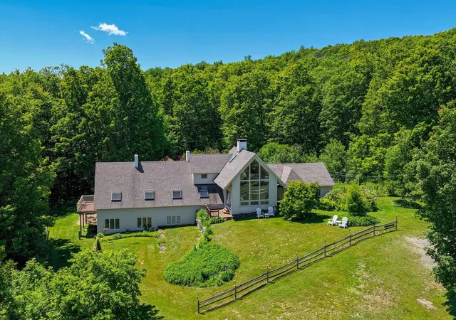 2nd image of 328 Gravelin Rd, Perkinsville, VT 05151 | MLS# 5096180