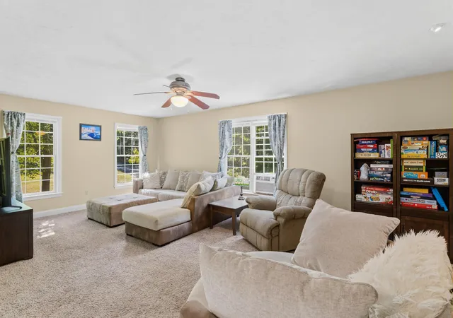 4th image of 17 Stanley Pond Dr, Rochester, NH 03839 | MLS# 5096181