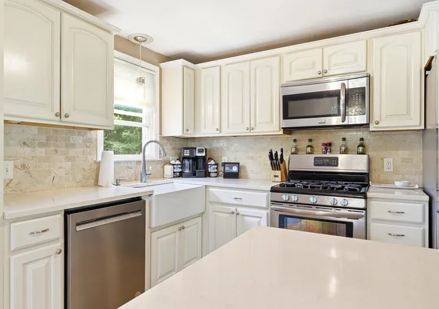 5th image of 5 Berkley St, Merrimack, NH 03054 | MLS# 5096186