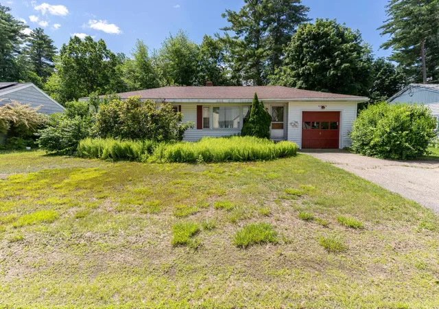 Homes for sale in Somersworth, NH | 22 Drew Rd, Somersworth, NH 03878 | MLS# 5096190