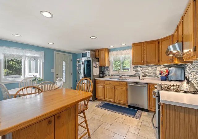 5th image of 89 Townsend Rd, Mason, NH 03048 | MLS# 5096212