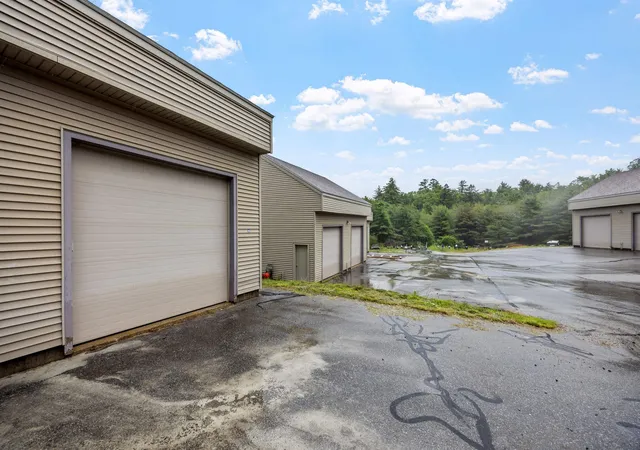 52nd image of 4 Portside Dr #3, Moultonborough, NH 03254 | MLS# 5096224