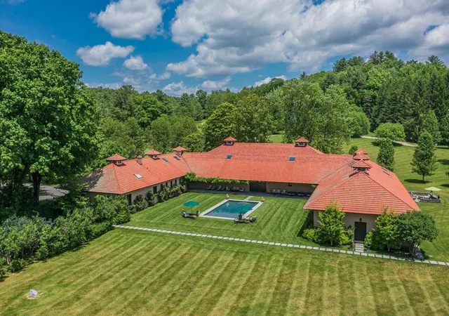 Homes for sale in Manchester, VT | 2236 River Rd, Manchester, VT 05254 | MLS# 5096230