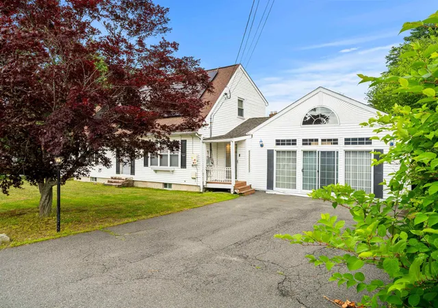 4th image of 4 Alma Ave, Salem, NH 03079 | MLS# 5096243