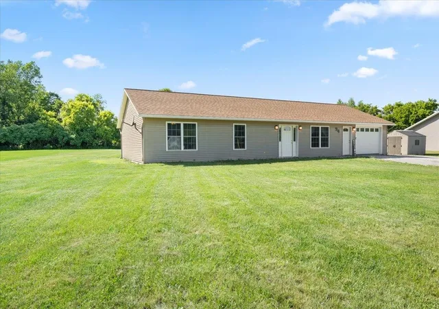 Photo 2 of Single family home for sale at 94 Boone Dr, Highgate Center, VT 05459 | MLS# 5096267 | Listing updated on 2026-07-24