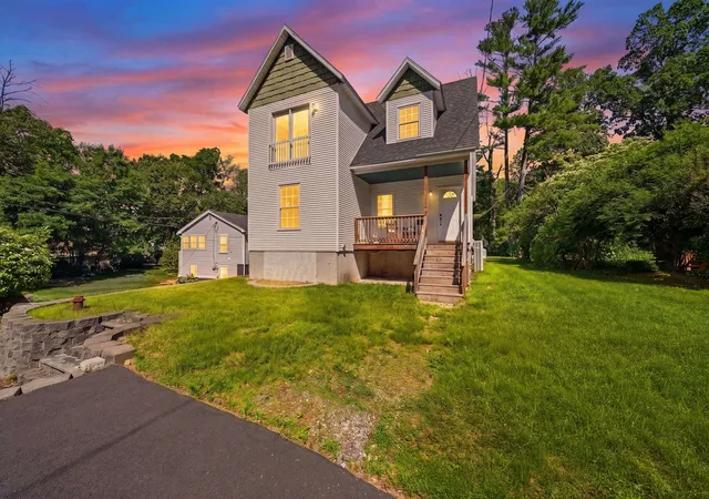 1st image of 17 Trues Pkwy, Sandown, NH 03873 | MLS# 5096271