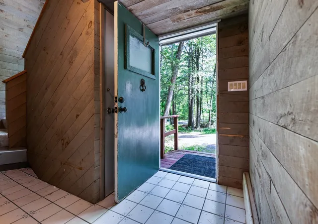 Photo 4 of Sale Pending at 3 Longwood Dr, Grantham, NH 03753 | MLS# 5096283 | Listing updated on 2026-09-29
