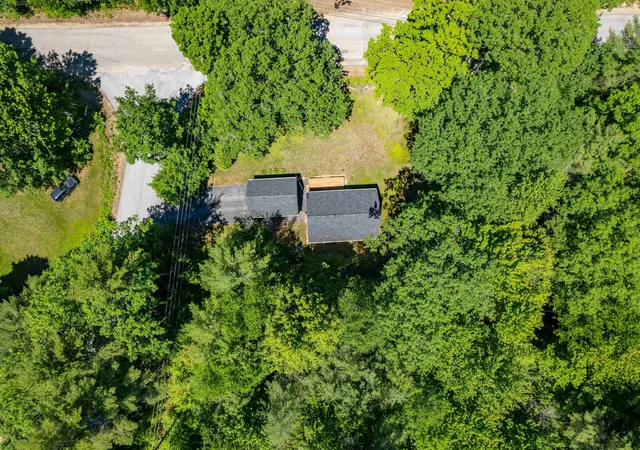 Homes for sale in New Hampton, NH | 4 Carter Mountain Rd, New Hampton, NH 03256 | MLS# 5096291