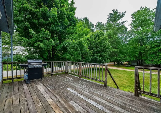 4th image of 89 Oak St, Rochester, NH 03839 | MLS# 5096299