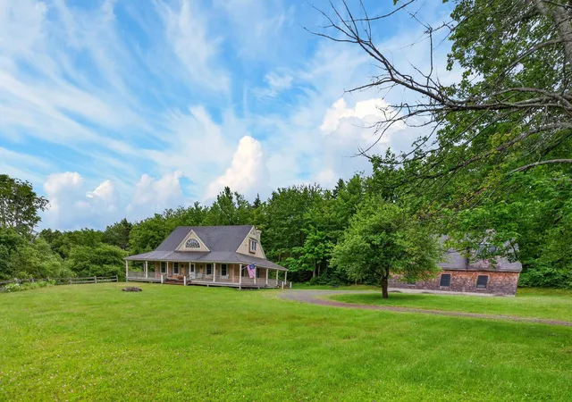 Homes for sale in Dover, VT | 23 Burchard Rd, Dover, VT 05356 | MLS# 5096320