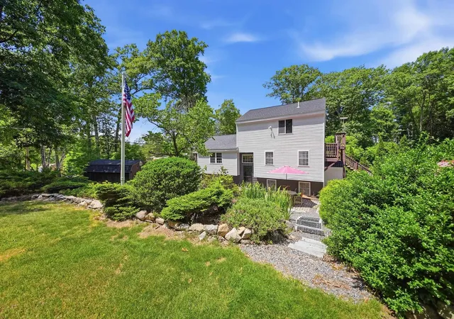 1st image of 12 Campbell Dr, Pelham, NH 03076 | MLS# 5096328