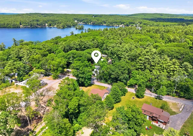 3rd image of 12 Campbell Dr, Pelham, NH 03076 | MLS# 5096328