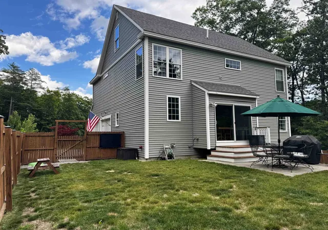 Homes for sale in Derry, NH | 7 Brandy Rock Rd #055-04, Derry, NH 03038 | MLS# 5096331