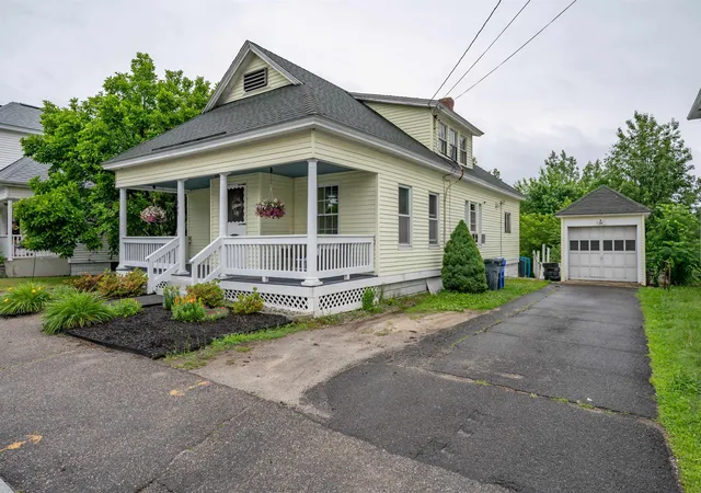 3rd image of 548 S Main St, Manchester, NH 03102 | MLS# 5096333