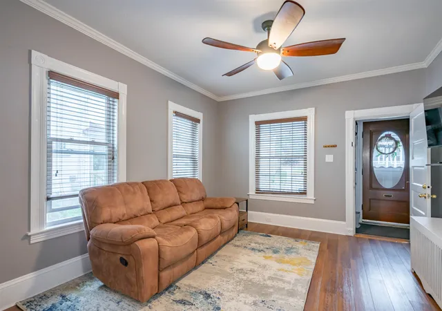 4th image of 548 S Main St, Manchester, NH 03102 | MLS# 5096333