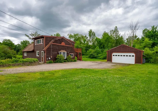 1st image of 563 Pickering Rd, Rochester, NH 03867 | MLS# 5096341