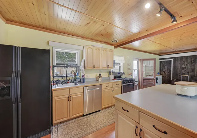 Photo 3 of Single family home for sale at 88 School St, Northfield, VT 05663 | MLS# 5096370 | Listing updated on 2026-09-01