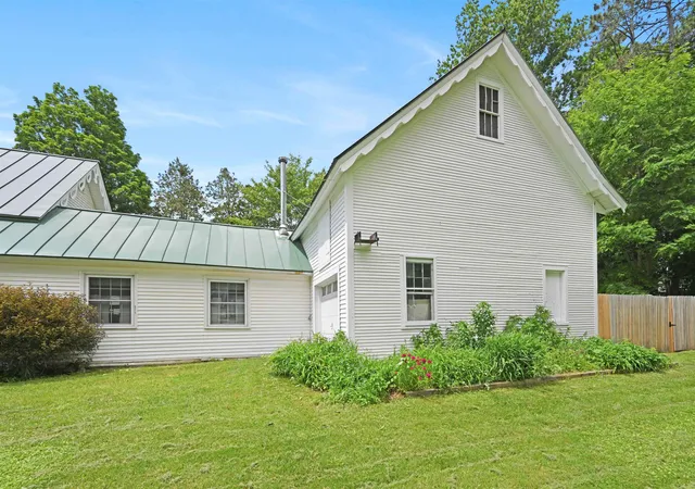 43rd image of 88 School St, Northfield, VT 05663 | MLS# 5096370
