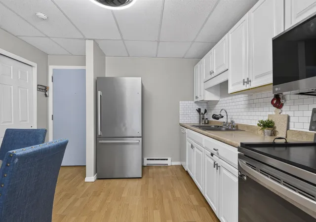 Photo 3 of Condo for sale at 59 Constitution Dr #D, Londonderry, NH 03053 | MLS# 5096374 | Listing updated on 2026-06-29