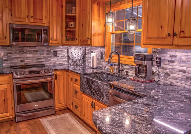 4th image of 178 Eaton Rd, Swanzey, NH 03446 | MLS# 5096375