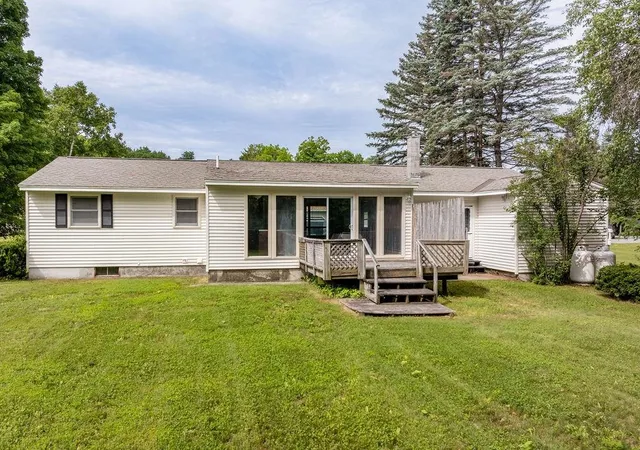 Photo 3 of Single family home for sale at 5 Cedar St, Lebanon, NH 03766 | MLS# 5096379 | Listing updated on 2026-07-01