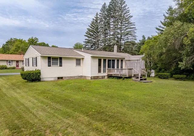 Photo 4 of Single family home for sale at 5 Cedar St, Lebanon, NH 03766 | MLS# 5096379 | Listing updated on 2026-07-01
