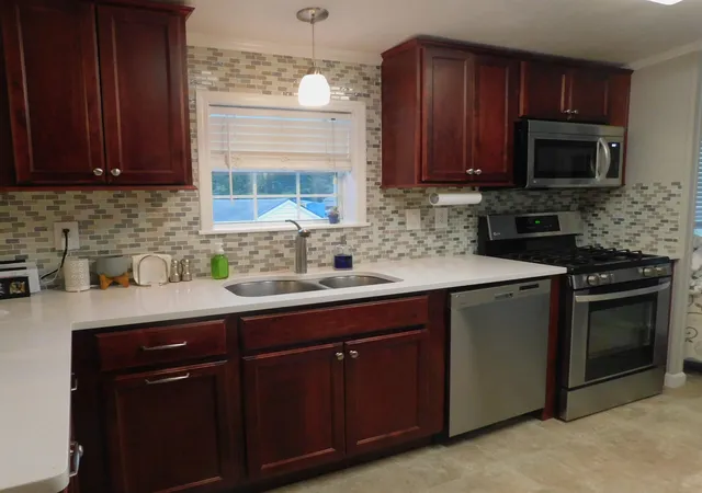 Homes for sale in Nashua, NH | 3 Pluto Ln, Nashua, NH 03062 | MLS# 5096381