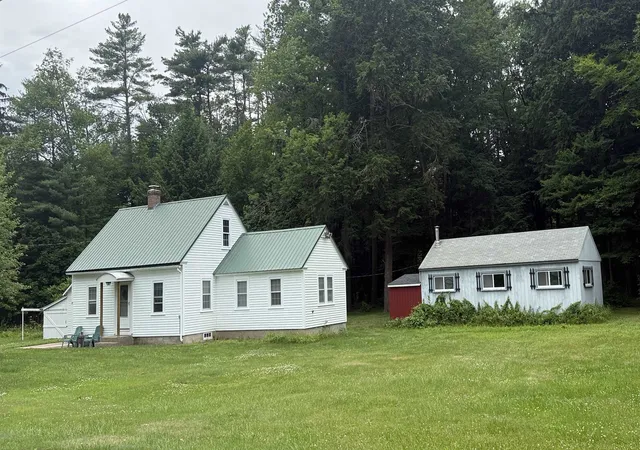 1st image of 27 Ainsworth Rd, Claremont, NH 03743 | MLS# 5096395
