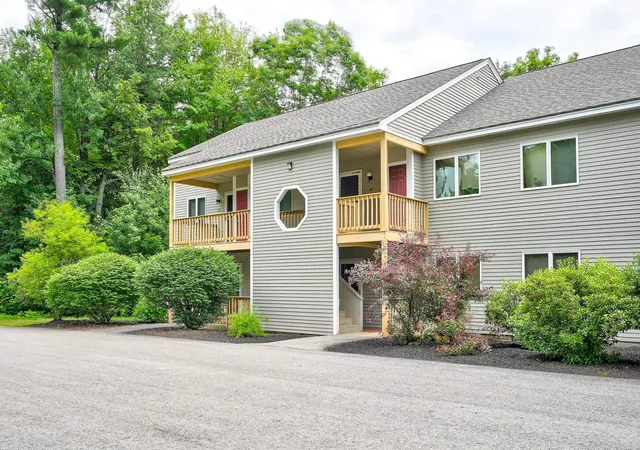 Photo 2 of Condo for sale at 23 Northbrook Cir #29, North Conway, NH 03860 | MLS# 5096402 | Listing updated on 2026-06-27
