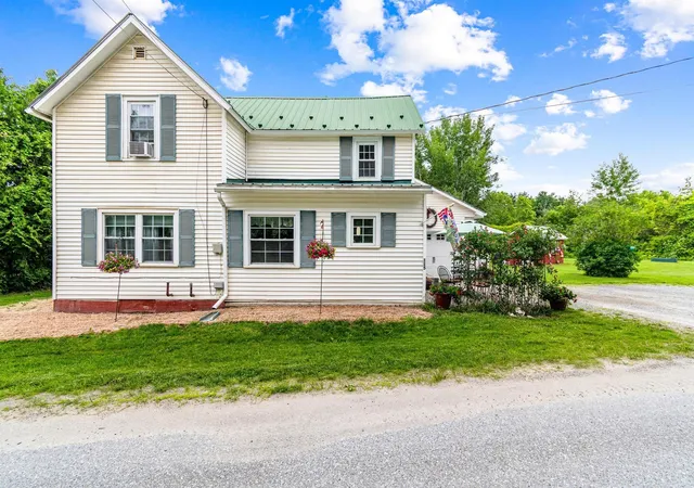 1st image of 115 Colchester Pond Rd, Colchester, VT 05446 | MLS# 5096404
