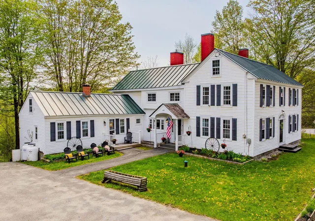 Single family home for sale at 474 Vt Route 25, West Topsham, VT 05086 | MLS# 5096427